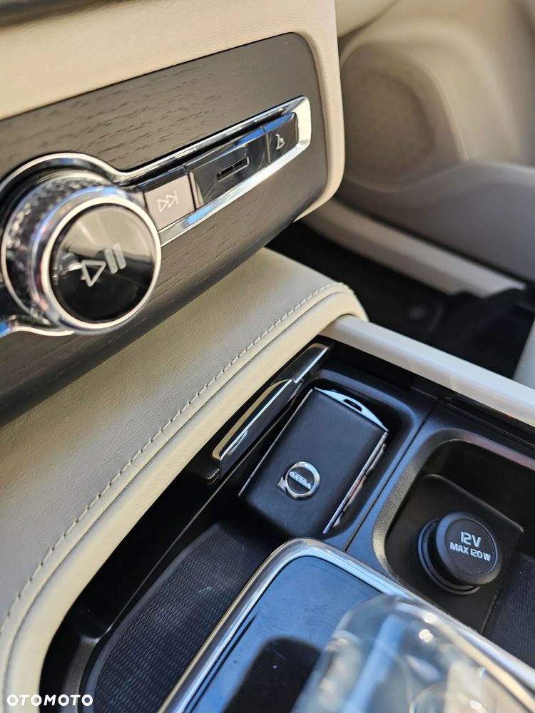 Volvo XC 90 B5 D AWD Inscription 7os - 16