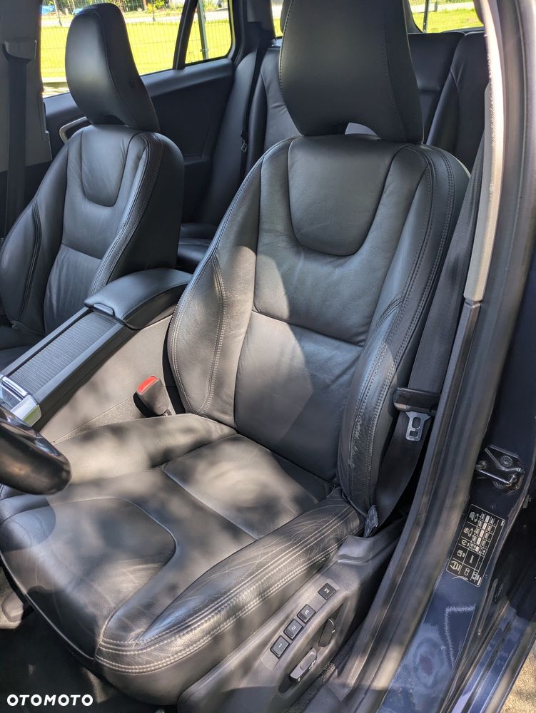 Volvo V60 D4 AWD Summum - 21