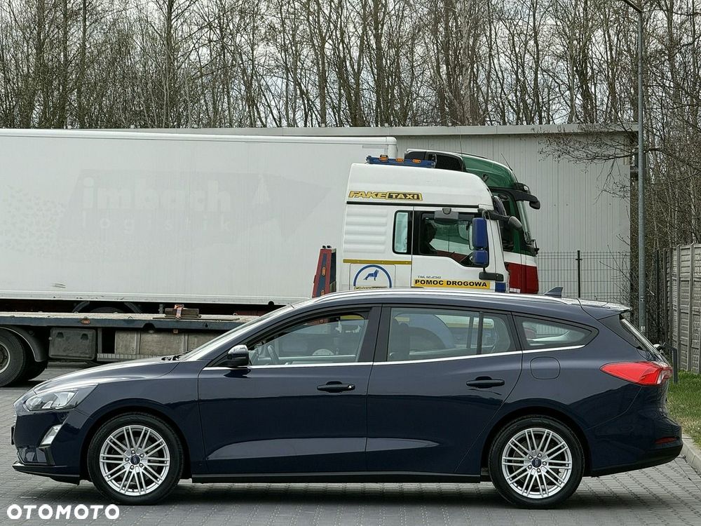 Ford Focus - 23