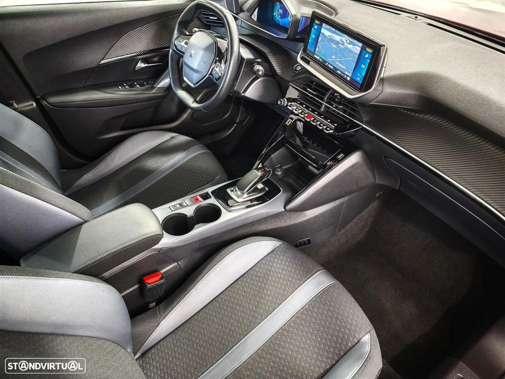 Peugeot e-2008 Allure - 33