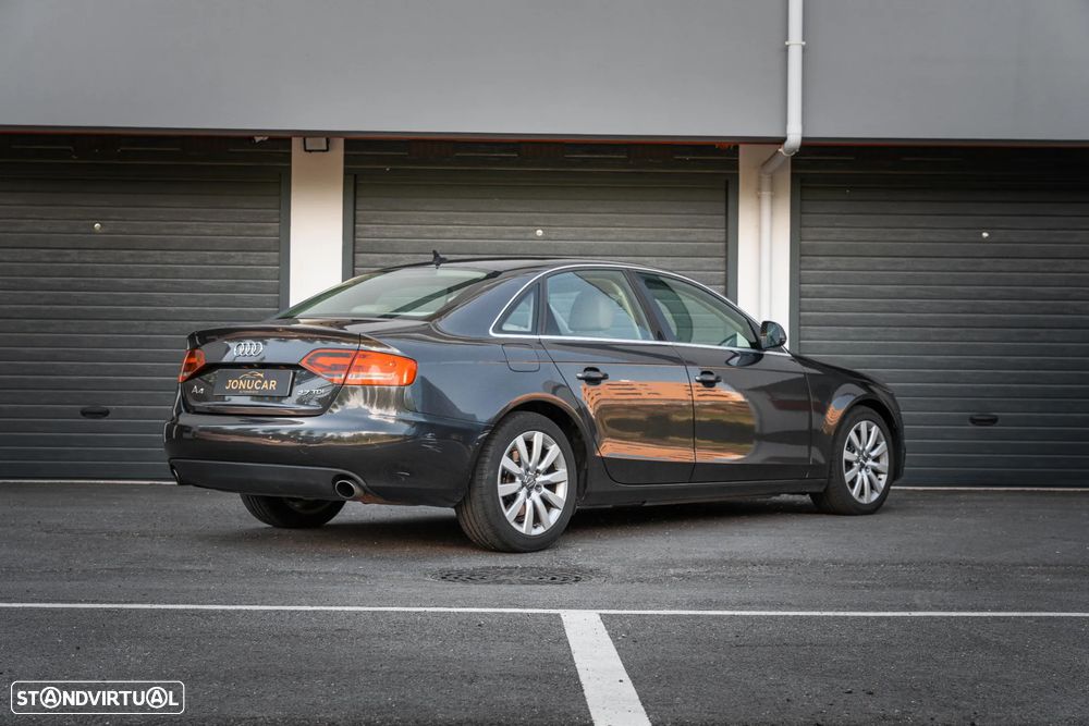 Audi A4 2.7 TDI V6 Advance Multitronic - 2