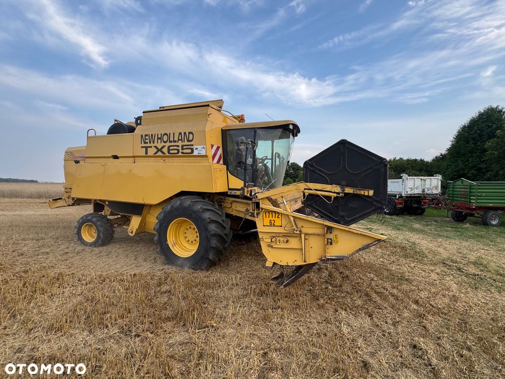 New Holland TX 65 Plus Super Stan Kombajn Zbożowy - 12