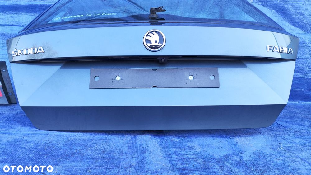 KLAPA KAMERA COFANIA ZDERZAK CZUJNIKI PDC PAS TYLNY WZMOCNIENIE BELKA LAMPA LEWY TYŁ KOMPLETNY ZESTAW DUPA ORYGINALNY LAKIER LF7Y SKODA FABIA III 3 6V LIFT HB 5D - 17