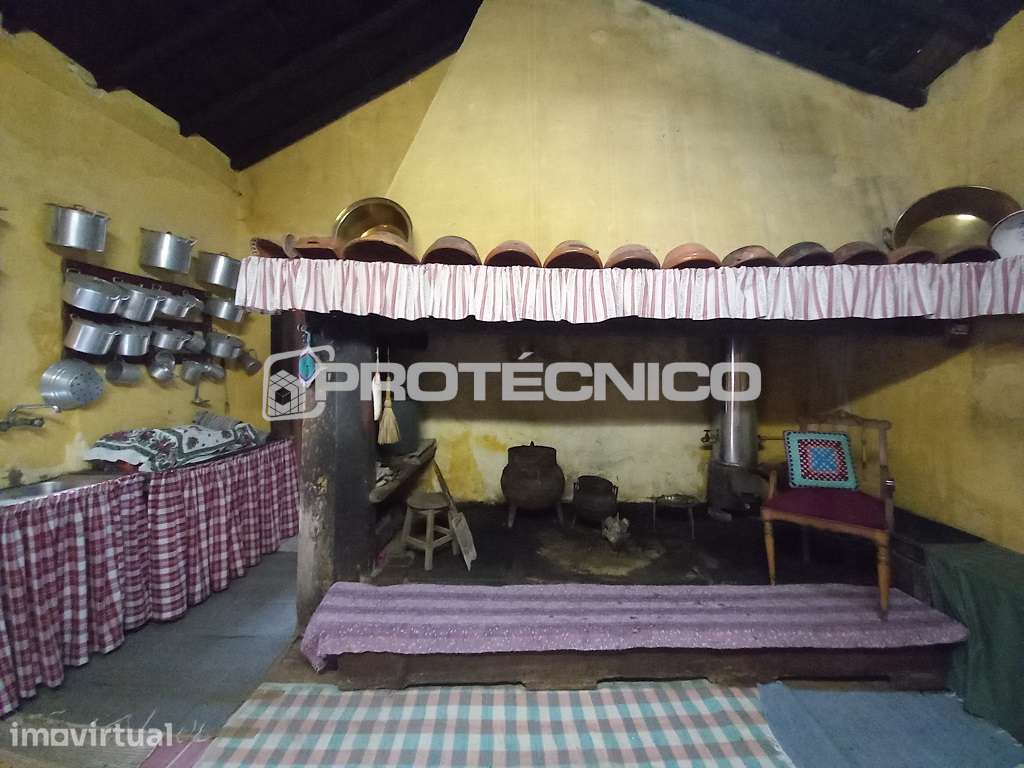 Moradia Centenária p/ reabilitar – Cacia - Grande imagem: 5/29