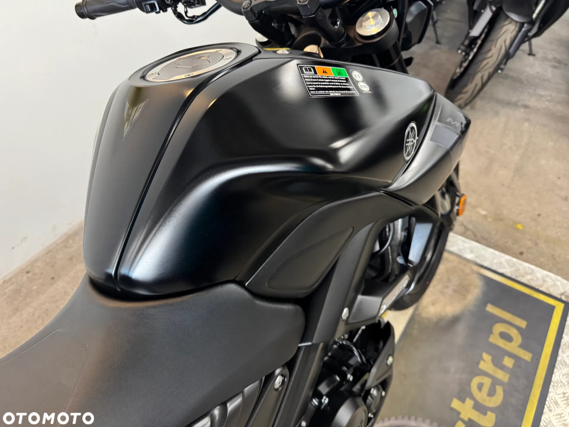Yamaha MT - 17