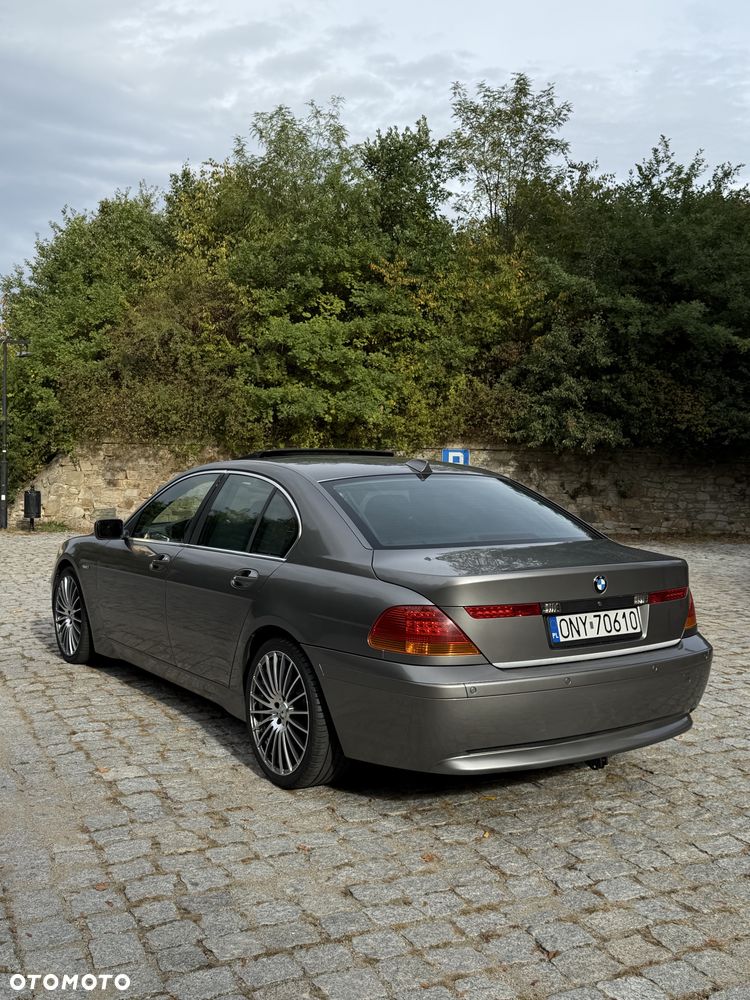 BMW Seria 7 - 4