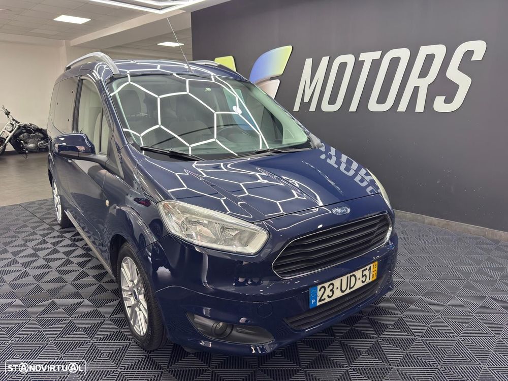 Ford Tourneo Courier 1.0 EcoBoost Titanium - 1