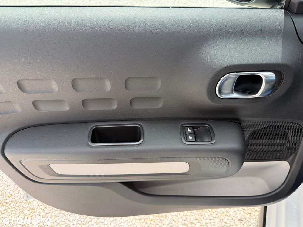 Citroën C3 Pure Tech 83 S&S FEEL - 17