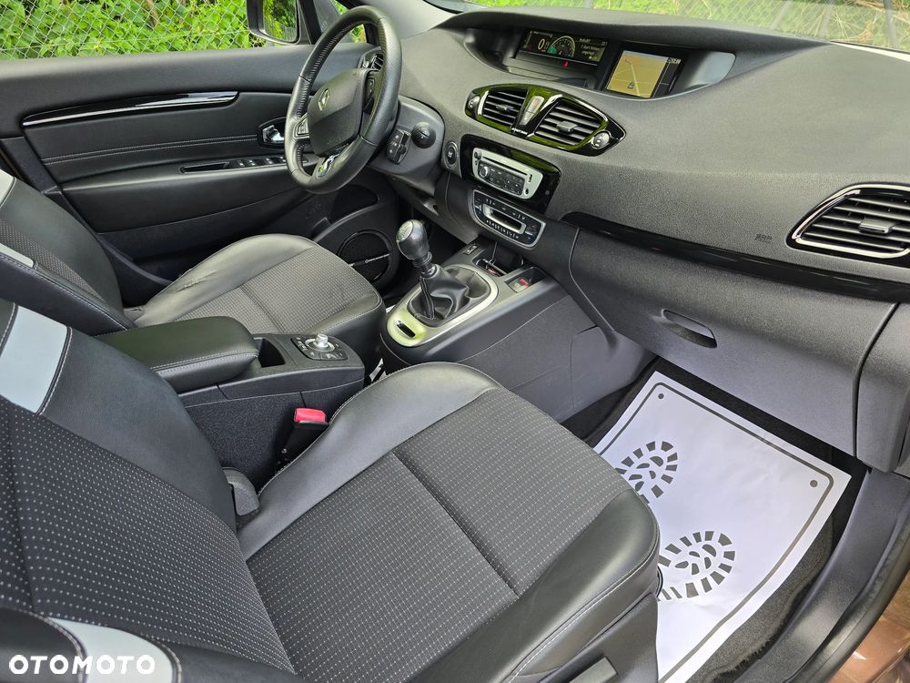 Renault Scenic dCi 130 FAP Start & Stop Bose Edition - 20