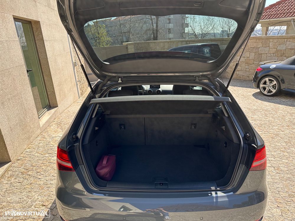 Audi A3 1.6 TDI Sport - 28