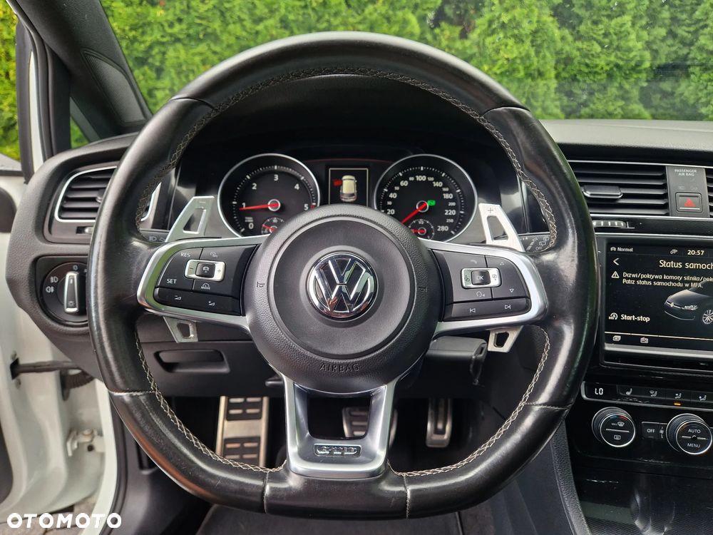 Volkswagen Golf GTD 2.0 TDI SCR DSG - 31