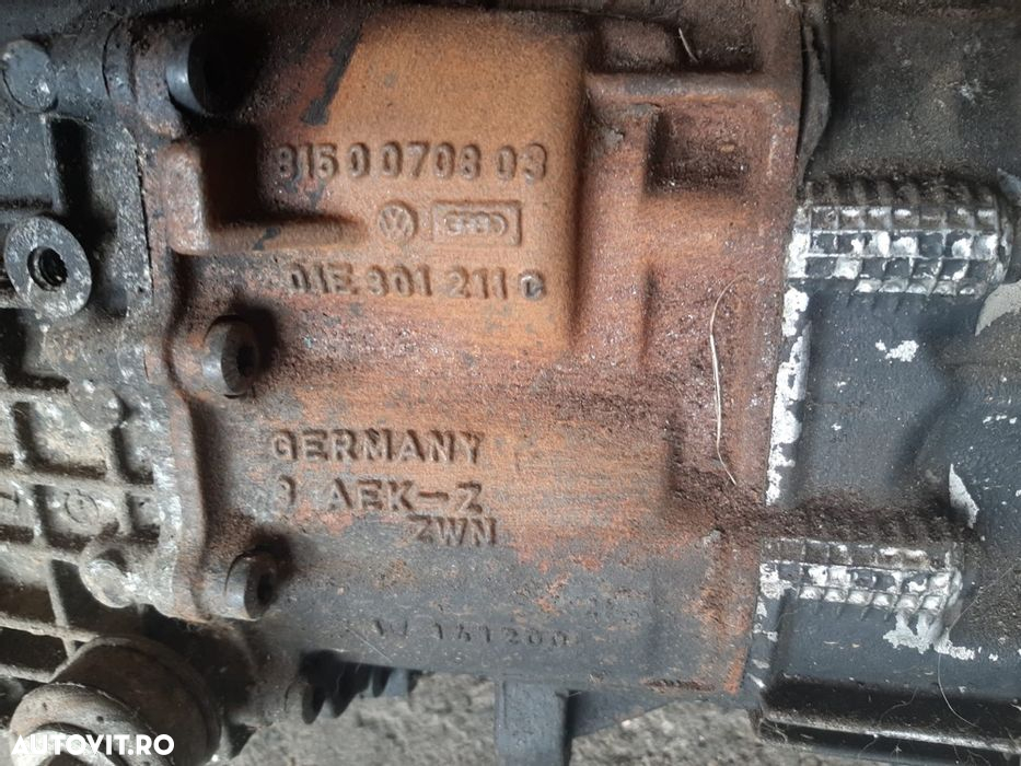 Cutie viteze Audi A4 B6 2.5TDI Quattro manuala 6+1t - 01E301211C (01E 301 211 C) - 2