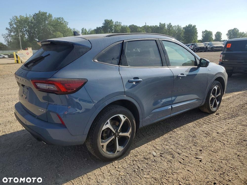 Ford Escape - 4