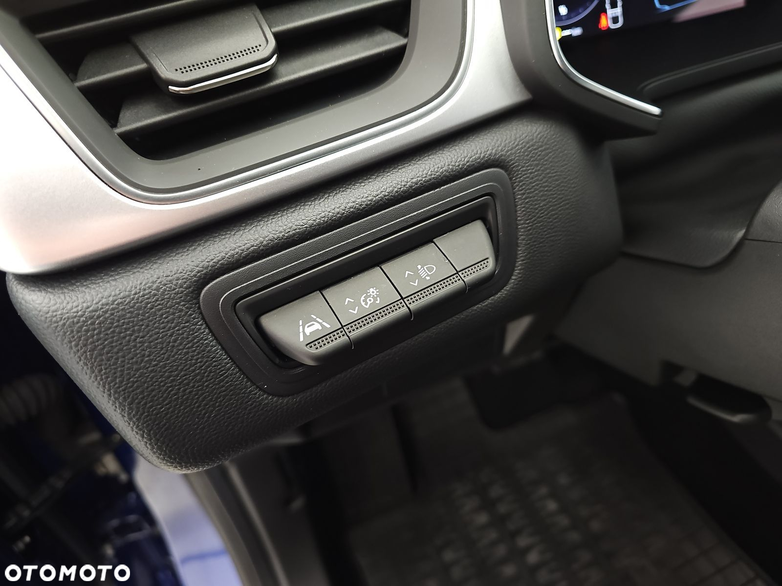 Renault Captur 1.3 TCe mHEV Techno EDC - 12
