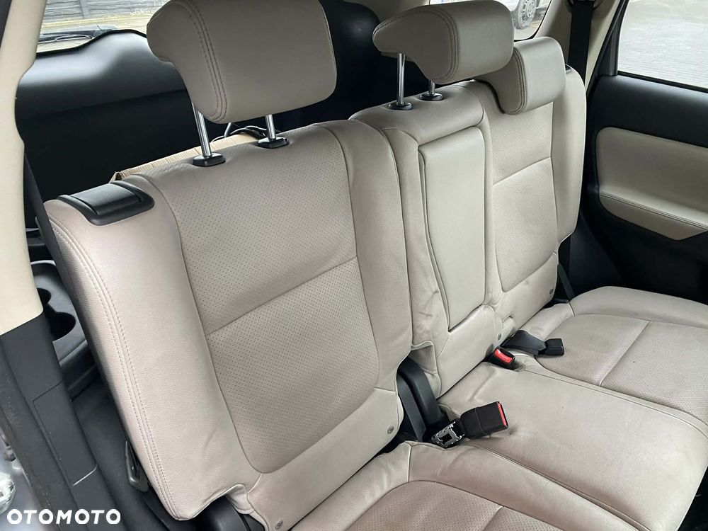 Mitsubishi Outlander 2.4 4WD - 12