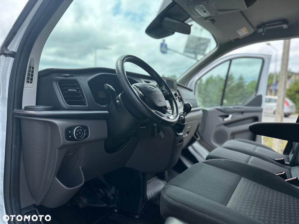 Ford Transit Custom - 22