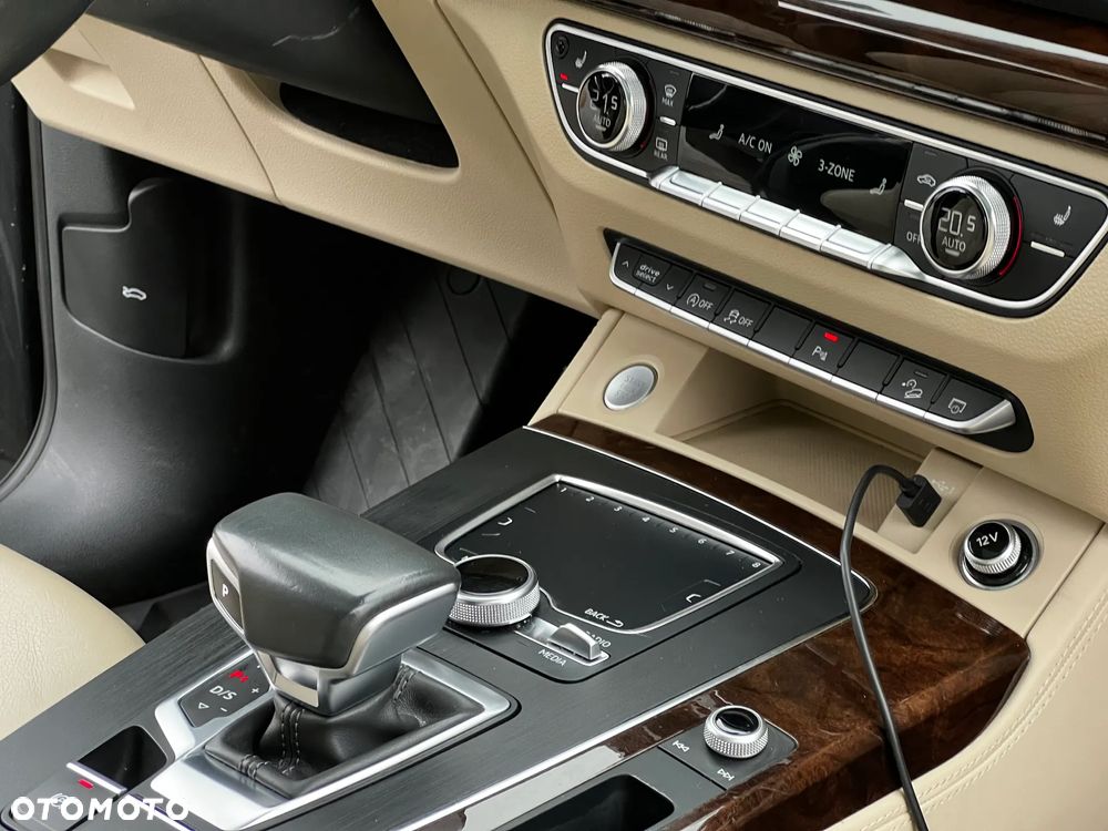 Audi Q5 2.0 TFSI Quattro Design S tronic - 22