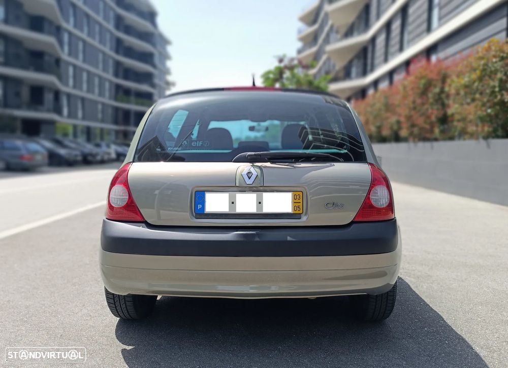 Renault Clio 1.2 16V SE Extreme Quickshift - 10