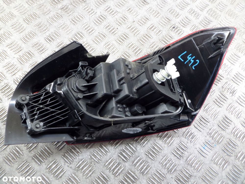seat ibiza v lampa tylna tył lewa 6f0945095h - 4