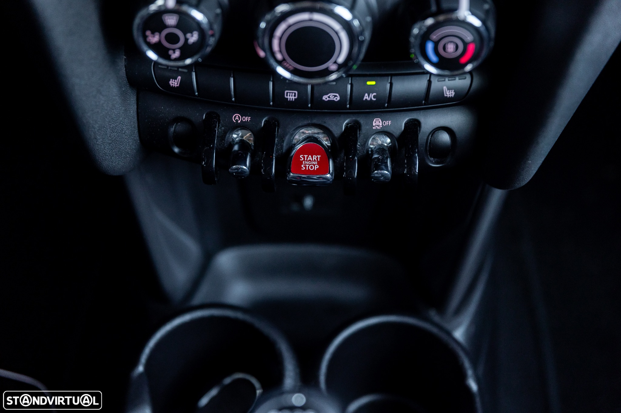 MINI 3 Portas One D - 7