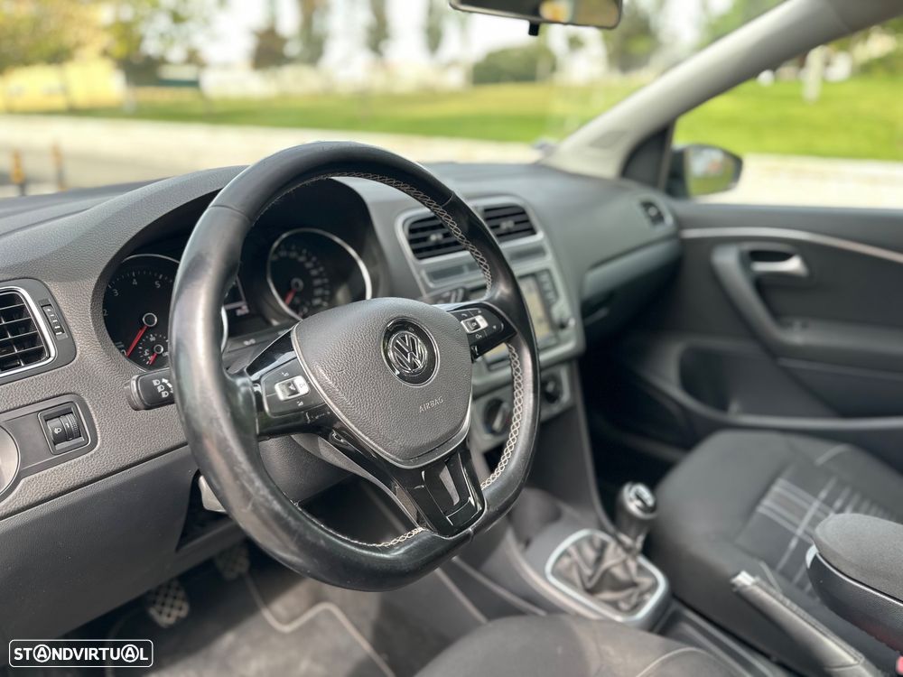 VW Polo 1.0 Trendline - 23