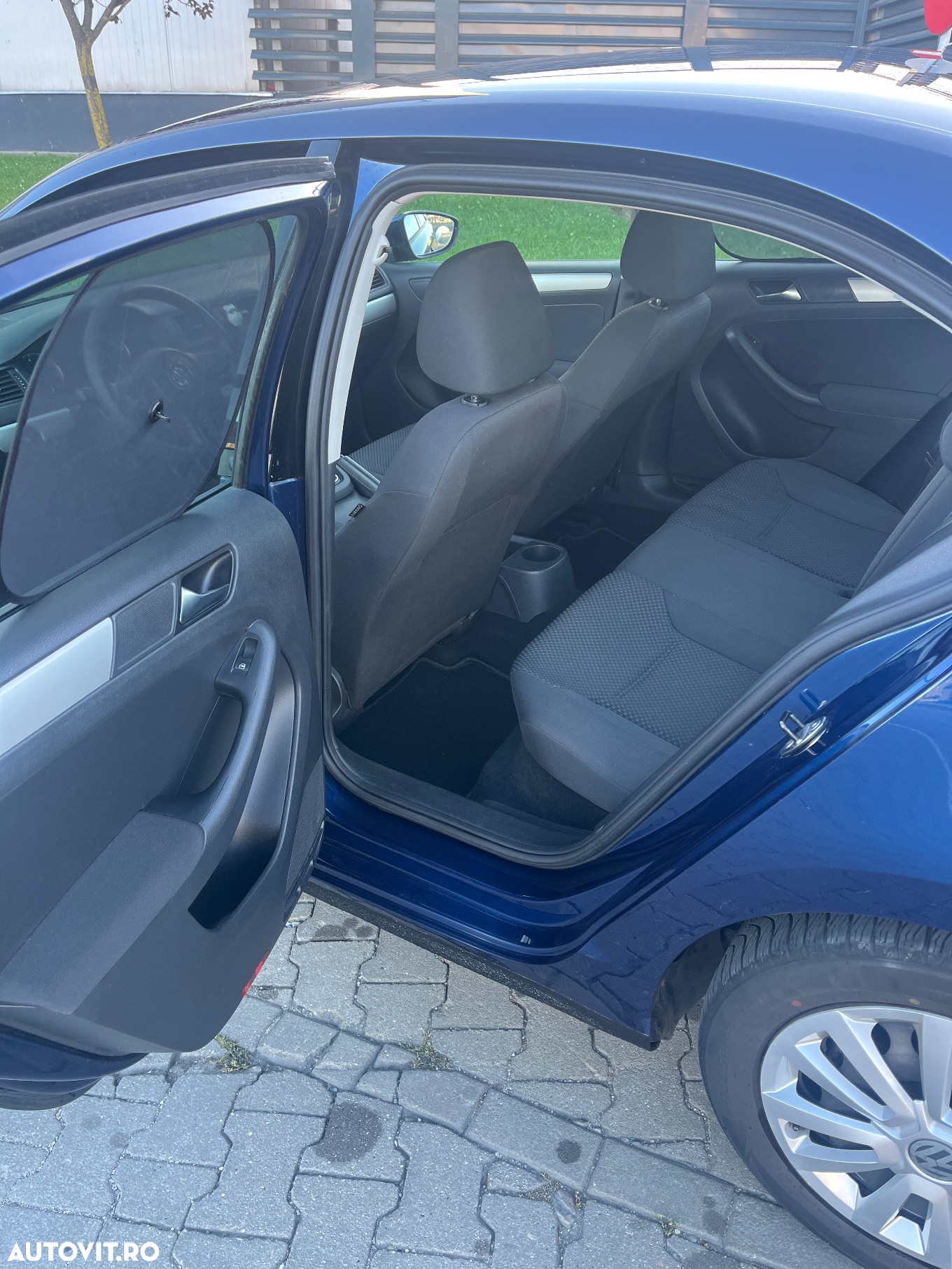 Volkswagen Jetta - 10