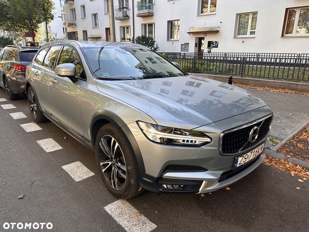 Volvo V90 Cross Country D5 AWD Pro - 3
