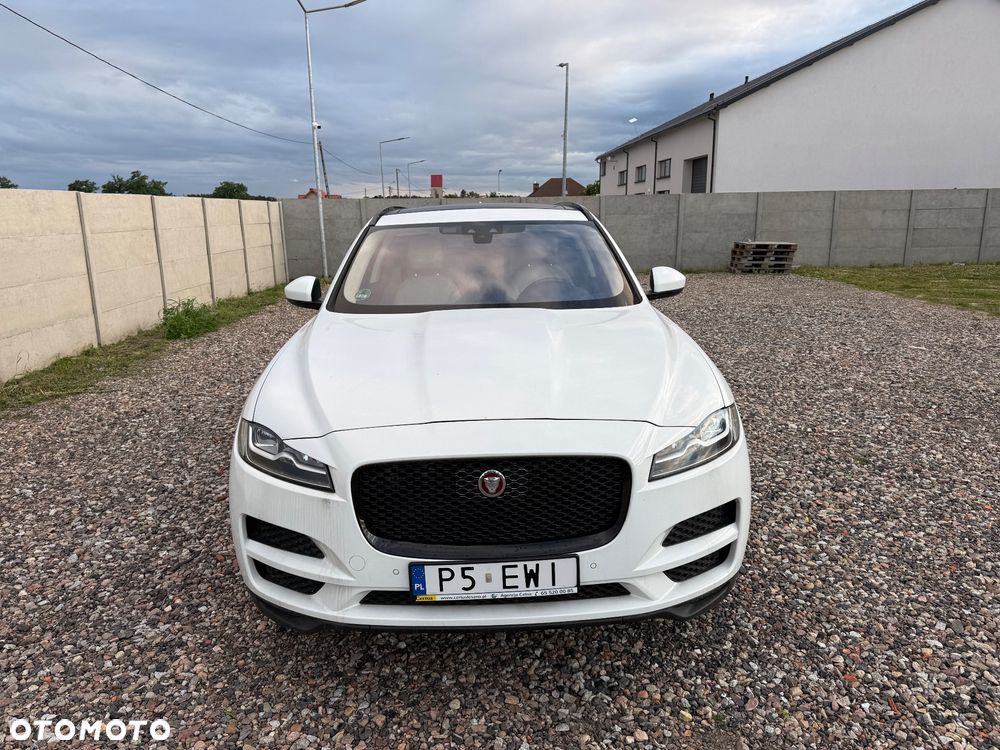 Jaguar F-Pace 25t AWD Prestige - 3