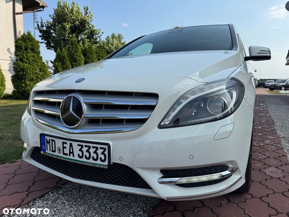 Mercedes-Benz Klasa B 200 7G-DCT AMG Line - 5