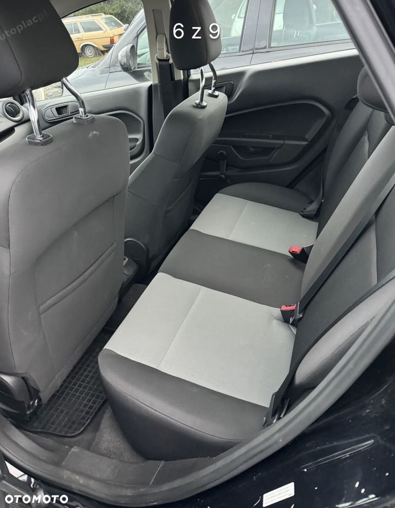 Ford Fiesta - 11