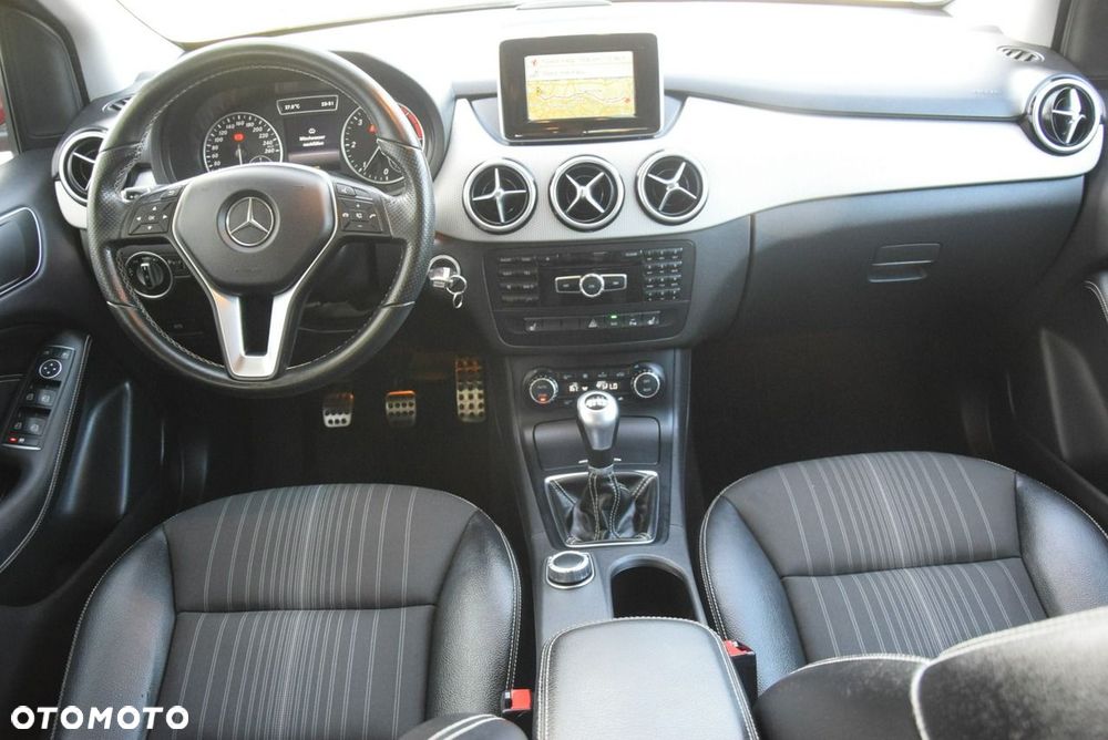 Mercedes-Benz Klasa B - 30