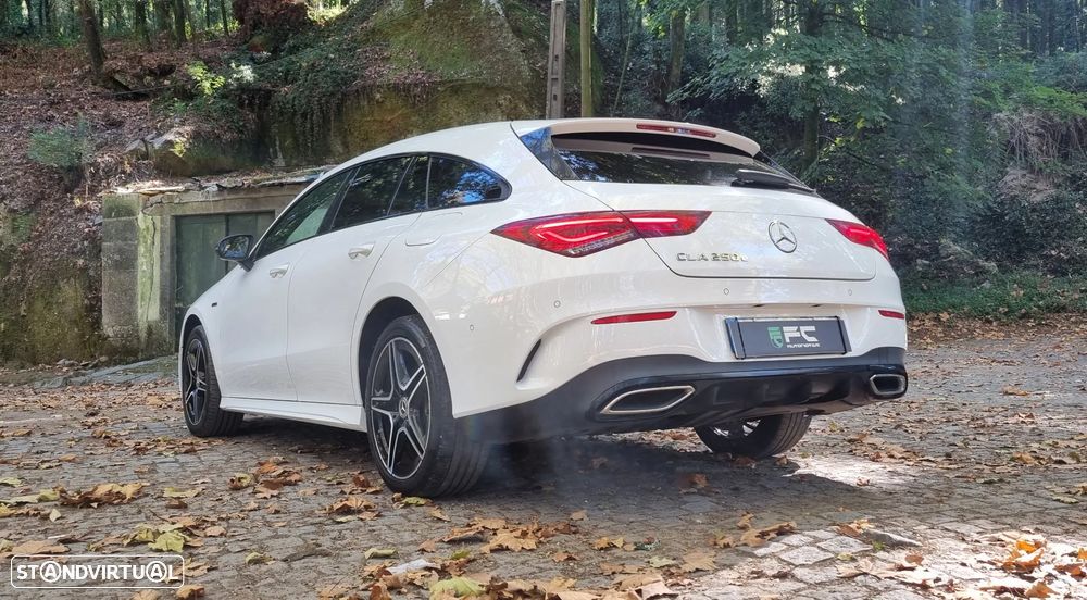 Mercedes-Benz CLA 250 e Shooting Brake AMG Line - 7
