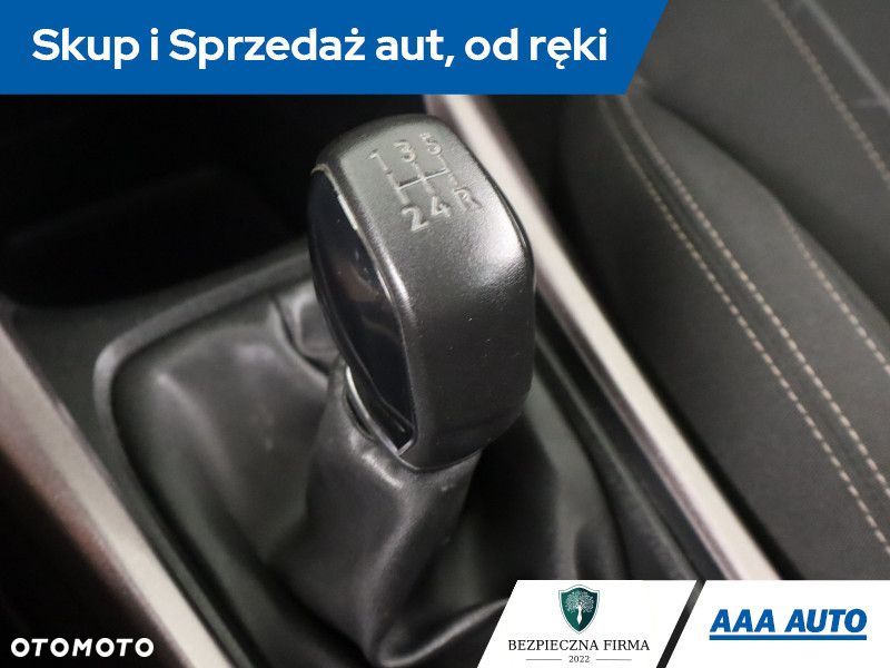 Peugeot 2008 - 15