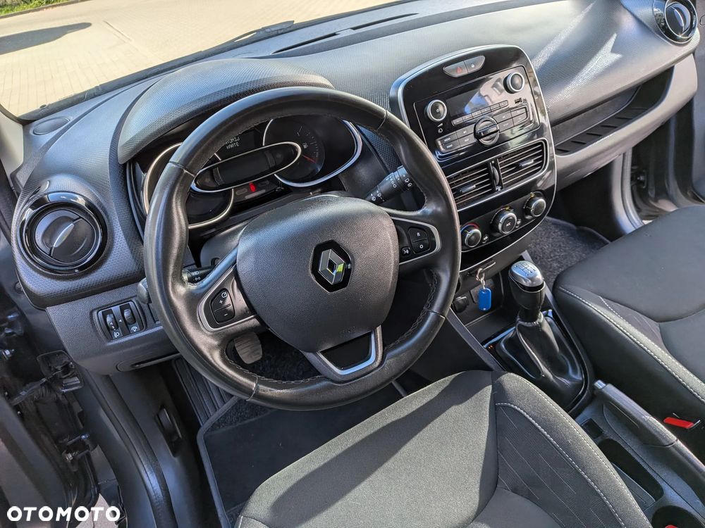Renault Clio 0.9 Energy TCe Limited 2018 - 32