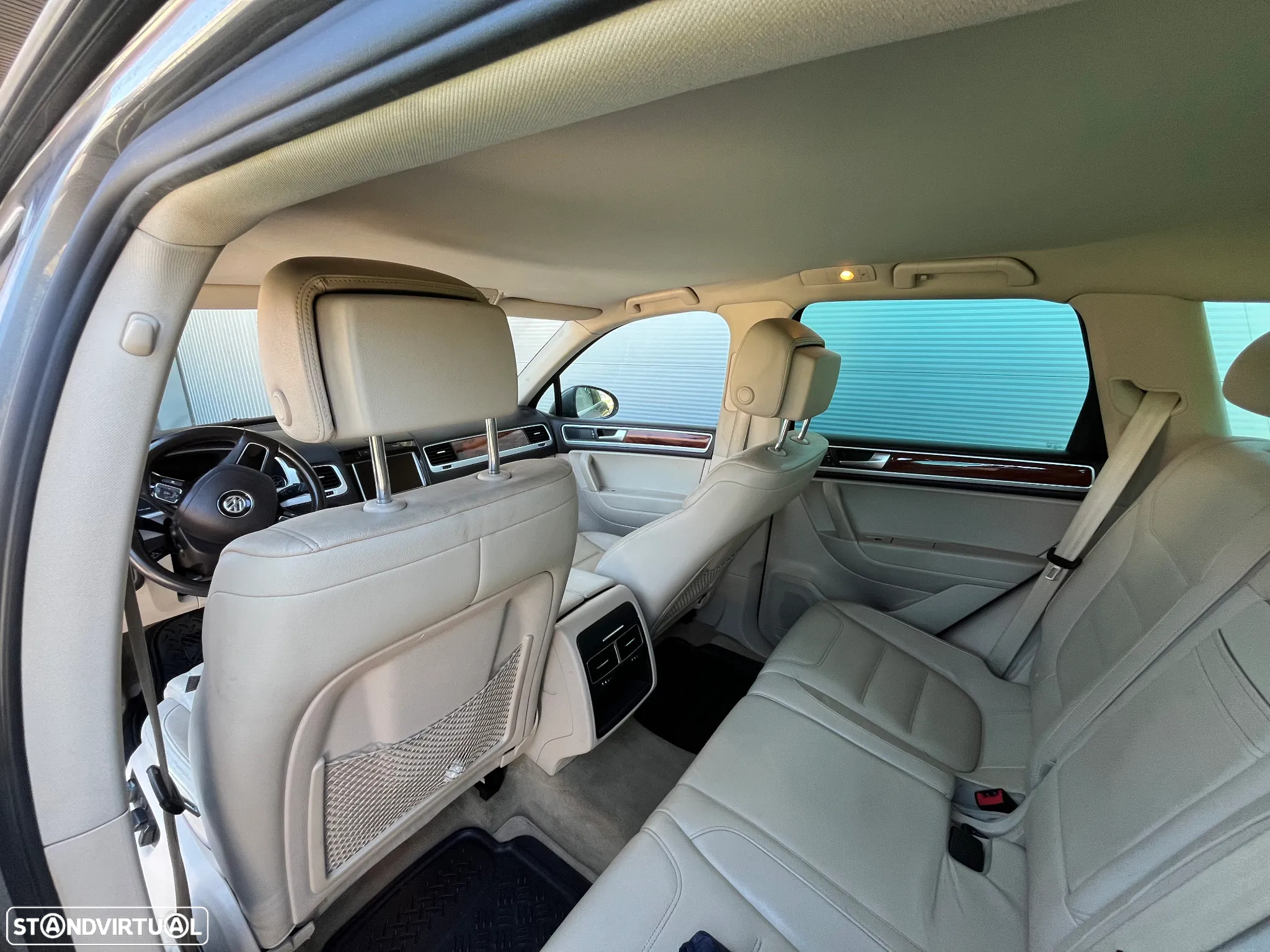 VW Touareg 3.0 V6 TDI Blue Motion DPF Auto - 10