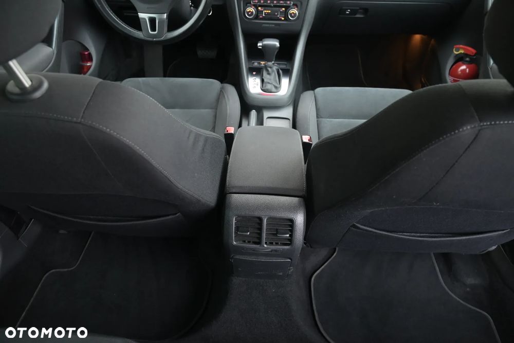 Volkswagen Golf 1.4 TSI DSG Highline - 25