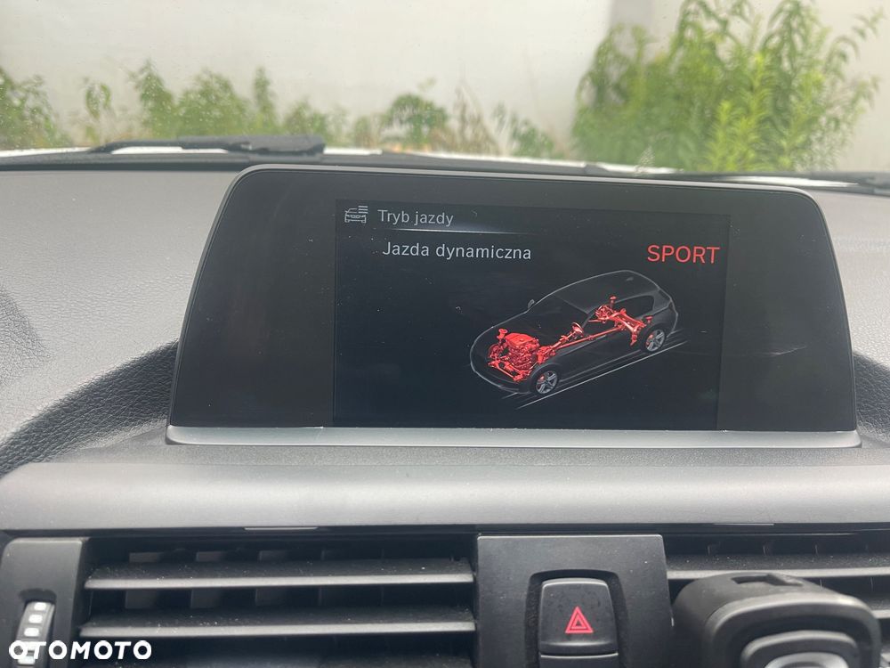 BMW Seria 1 116d - 6