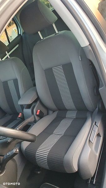 Volkswagen Golf 1.6 United - 11