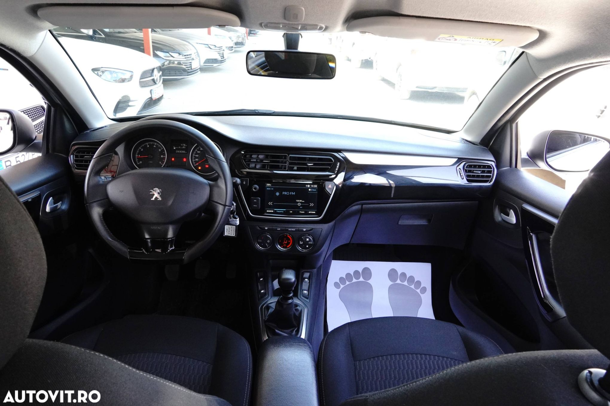Peugeot 301 - 16