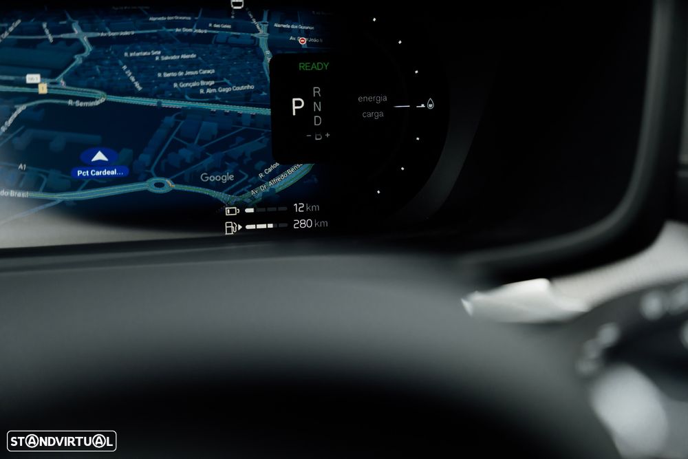 Volvo S60 T8 Recharge AWD Polestar Engineered - 25