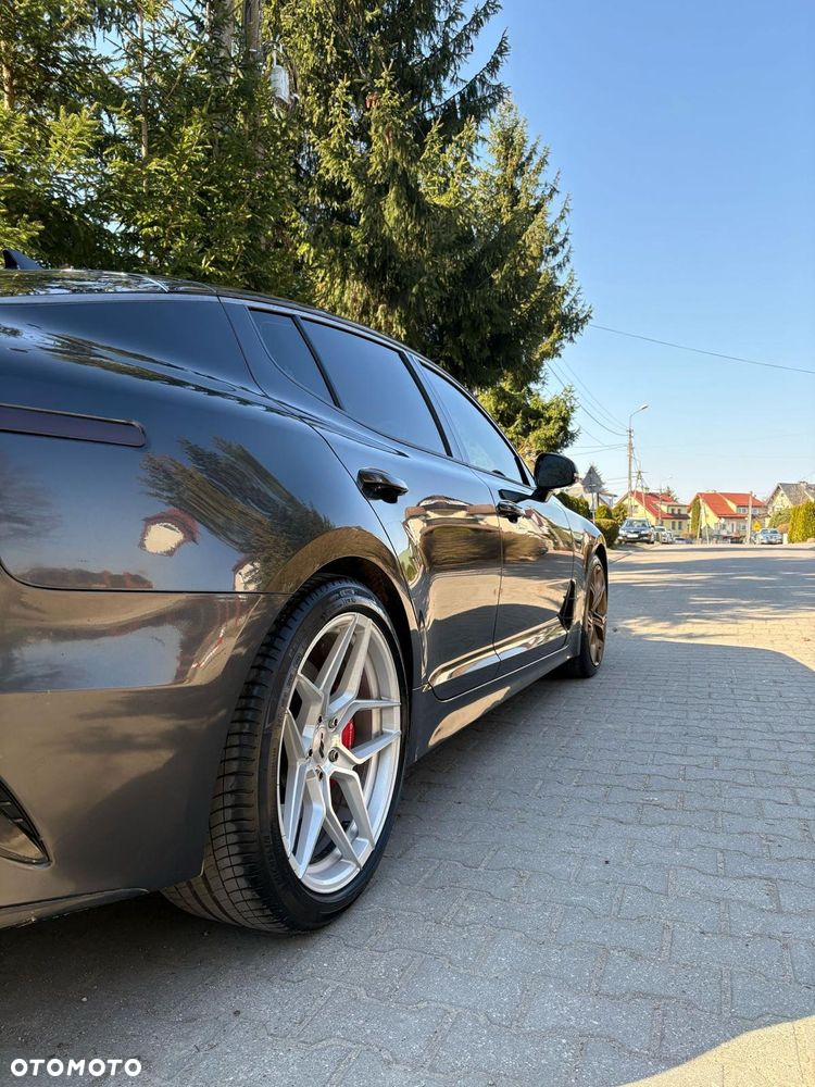 Kia Stinger 3.3 T-GDI V6 GT AWD - 2