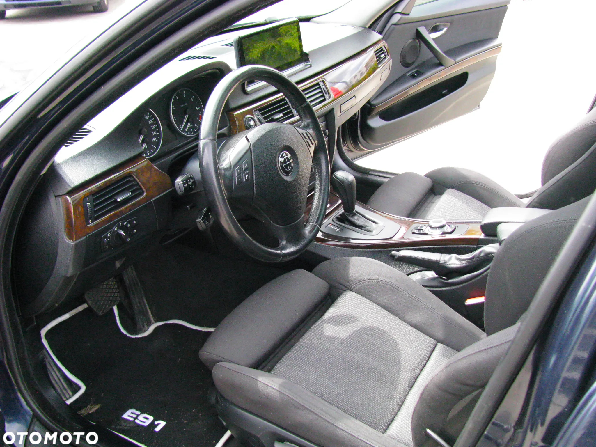 BMW Seria 3 320i Touring - 4