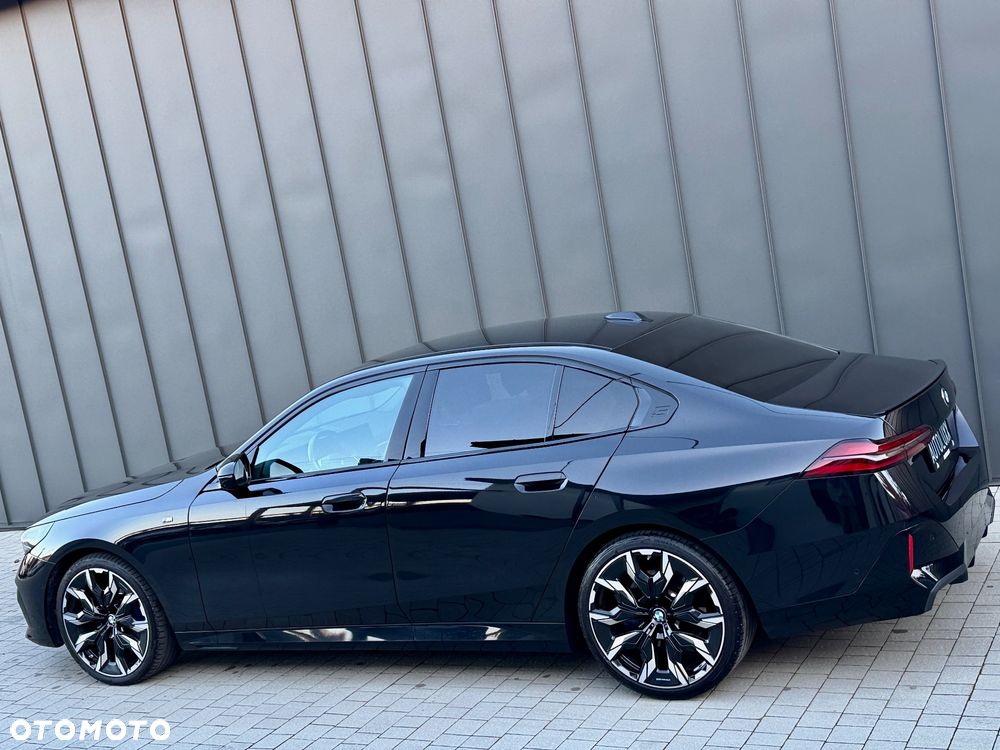 BMW Seria 5 520d xDrive mHEV M Sport - 7