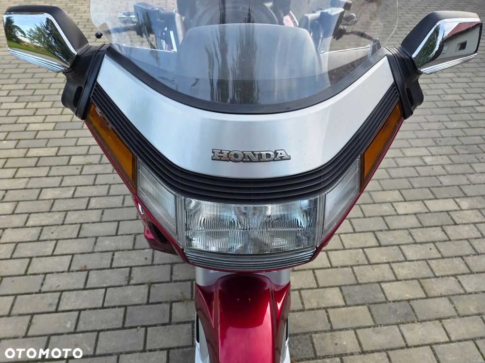 Honda GL - 39
