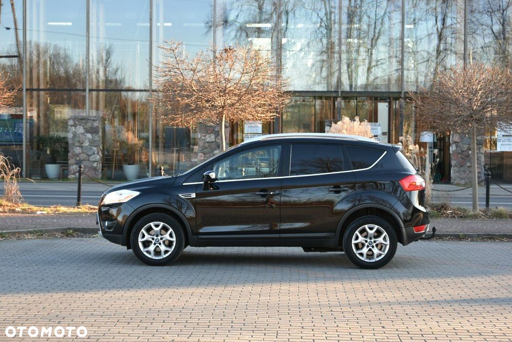 Ford Kuga 2.0 TDCi 4x4 Titanium - 4