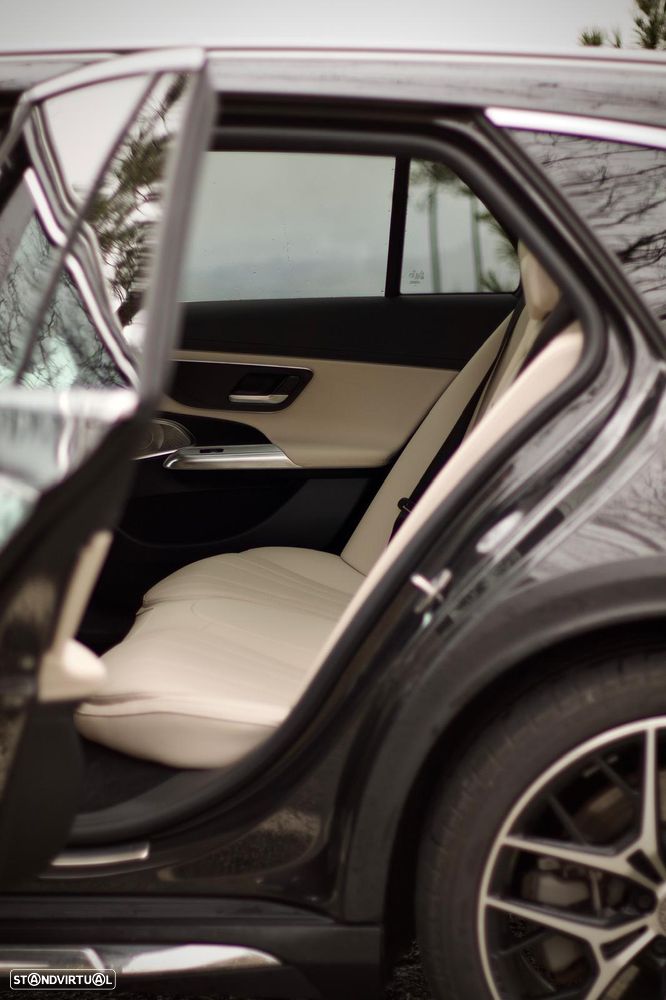 Mercedes-Benz E 300 de 4Matic All-Terrain - 13