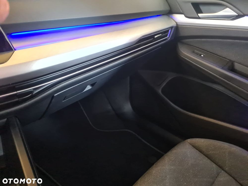 Volkswagen Golf - 17