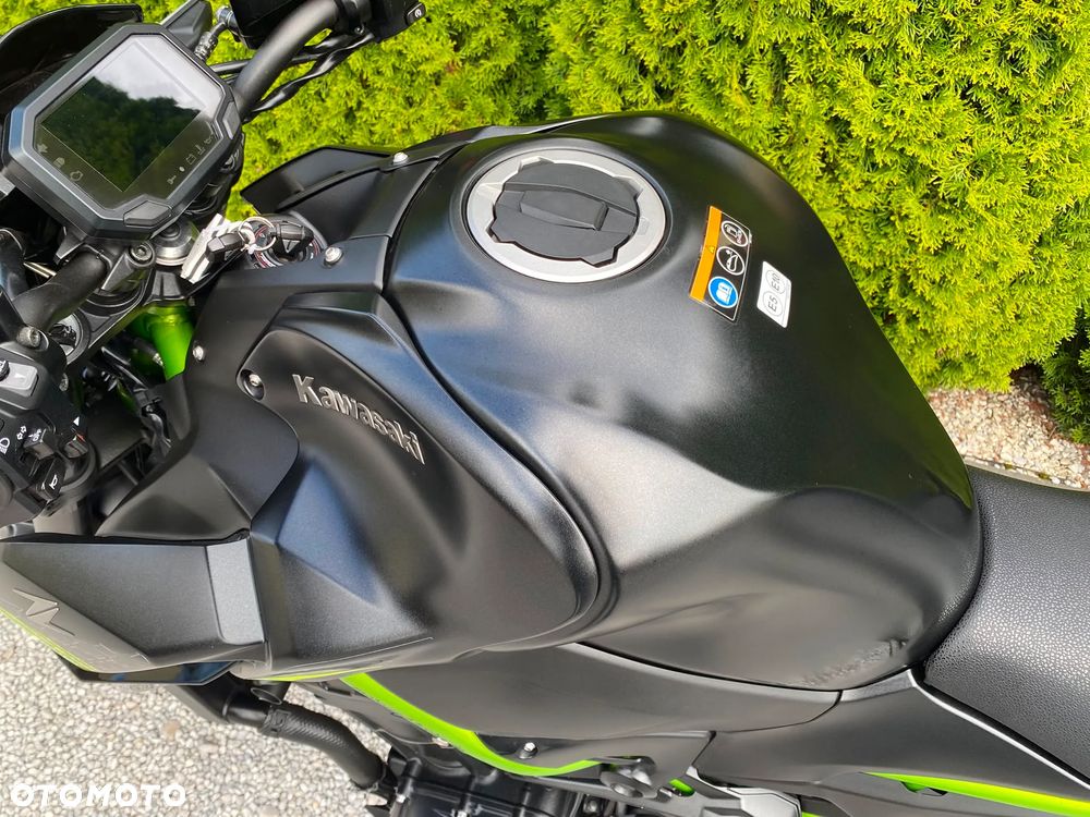 Kawasaki Z 900 - 14