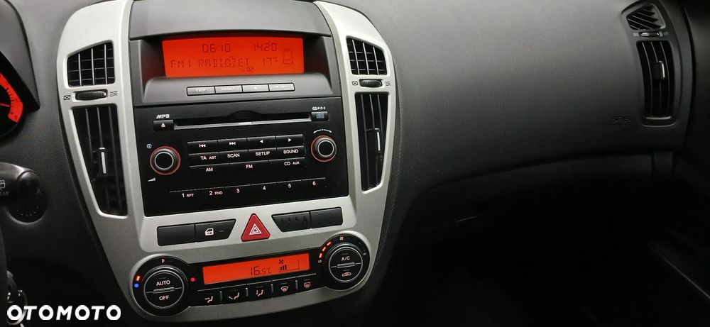 Kia ProCeed 1.6 CVVT EX - 18