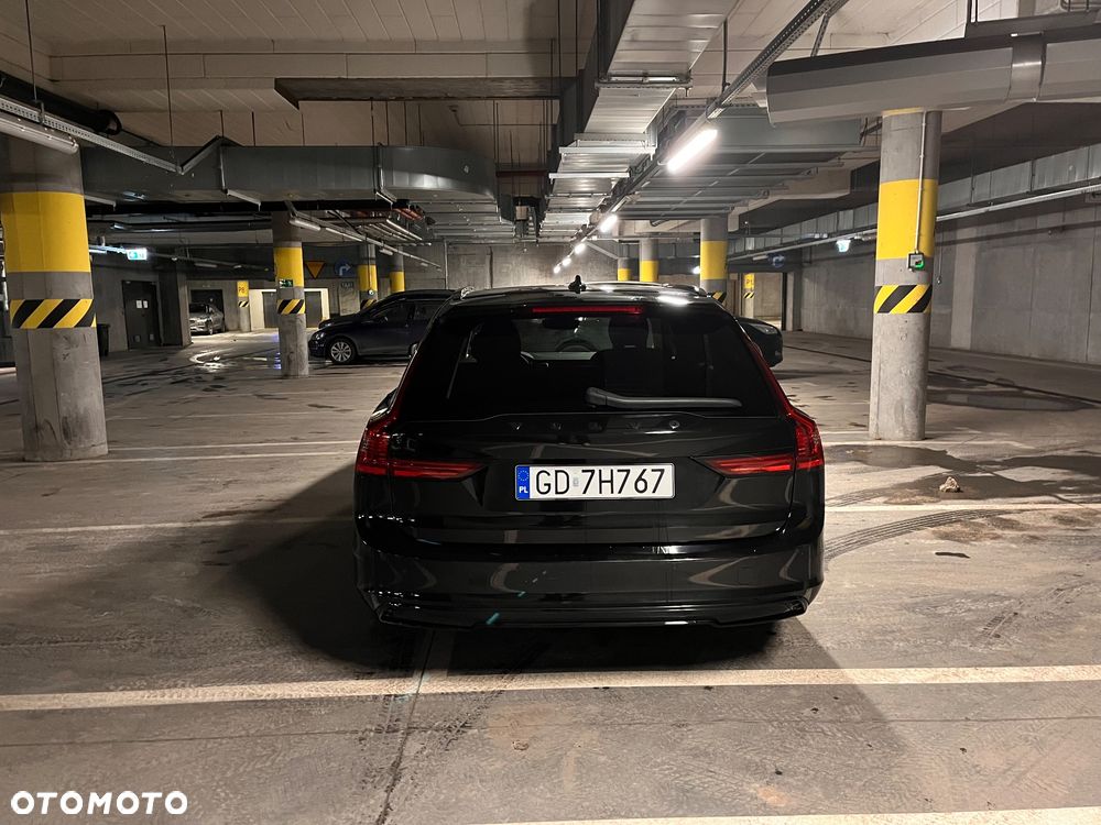 Volvo V90 B5 D AWD Ultimate Dark - 4